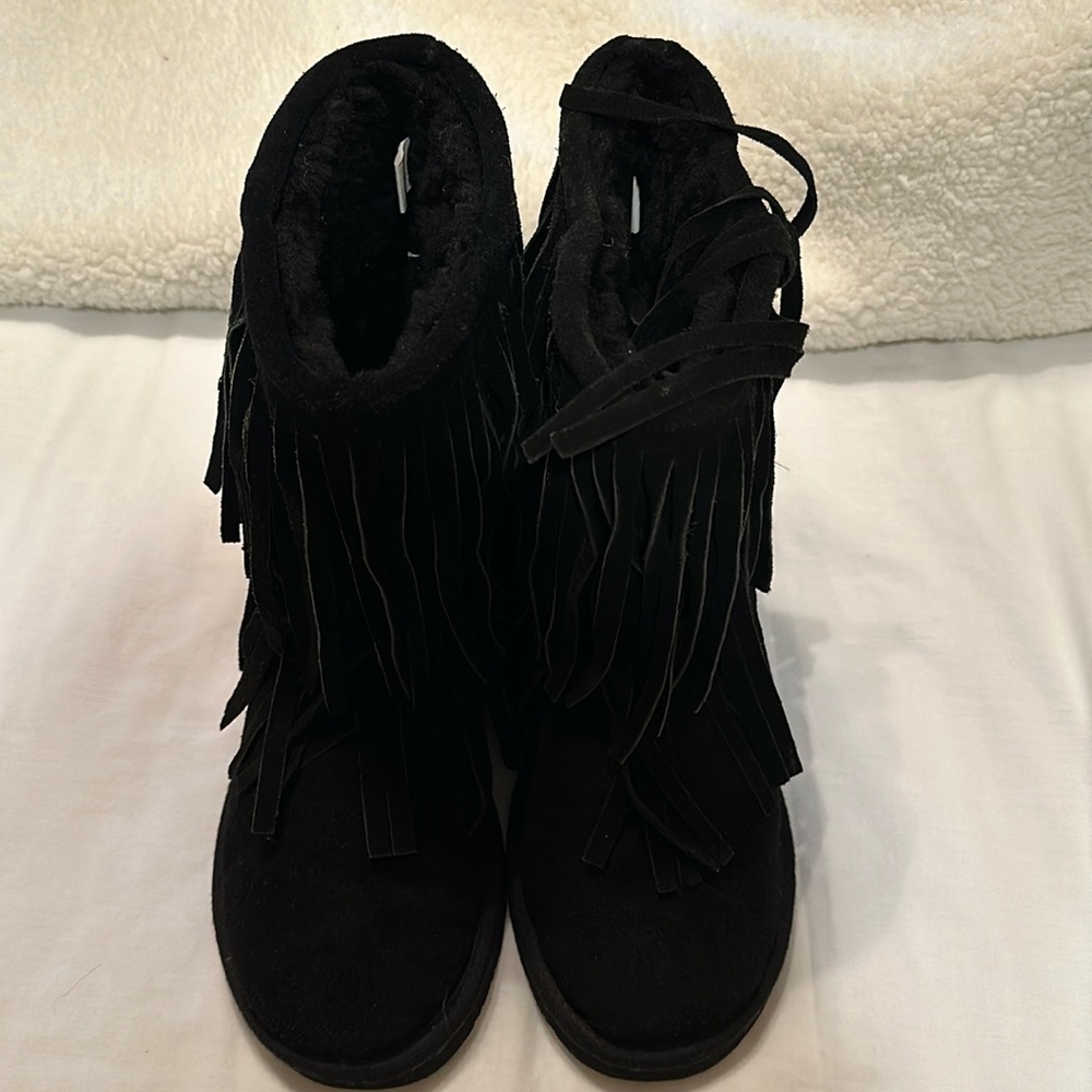 Minnetonka suede leather & sheepskin boots